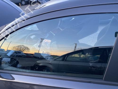 Dør rude ventre foran OPEL CORSA E (X15) 1.4 (08, 68) | BP29959098C18