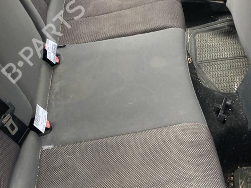 Sæde Bagtil Sæde Bagtil SEAT LEON (1P1) 1.9 TDI (105 hp) 33933763 33933763