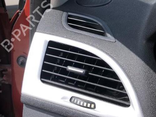 Used Air vent RENAULT MEGANE III Coupe (DZ0/1_) 1.5 dCi (DZ09, DZ0D, DZ1F, DZ1G, DZ14, DZ29) (110 hp) 19912916