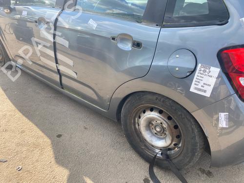 Guarda-lamas trás esquerdo Guarda-lamas trás esquerdo CITROËN C3 II (SC_) 1.4 HDi 70 (SC8HZC, SC8HR0, SC8HP4) (68 hp) 33991820 33991820