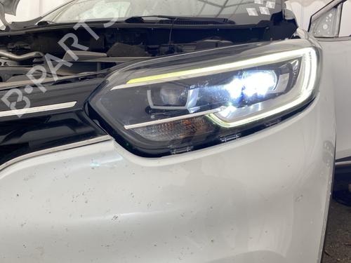 Used Left headlight RENAULT KADJAR (HA_, HL_) 1.2 TCe 130 (HLMR) (130 hp) 30464814