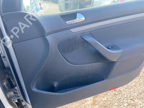 Høyre frontpanel Høyre frontpanel VW GOLF V (1K1) [2003-2010] 37008474 37008474