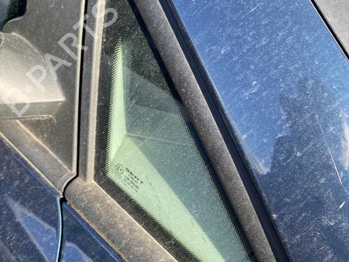 front-right-quarter-glass-seat-altea-5p1-2004-2005-2006-2007-2008-2009-2010-2011-2012-2013-2014-2015-28681615 main image