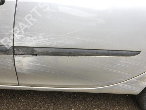 Used Door moulding trim RENAULT CLIO III (BR0/1, CR0/1) 1.4 16V (98 hp) 20174295