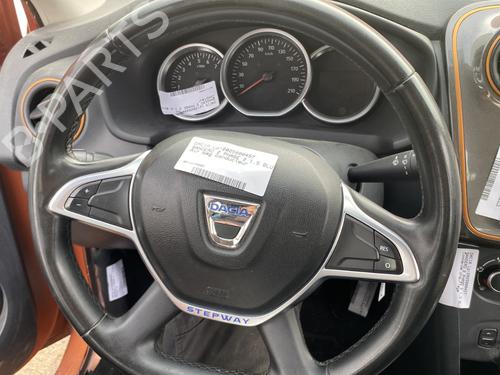 Used Steering wheel DACIA SANDERO II 1.5 Blue dCi 95 (B8JL) (95 hp) 28707697