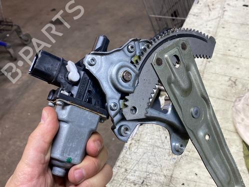 Used Front right window mechanism Front right window mechanism CITROËN C4 AIRCROSS 1.6 HDi 115 AWC (114 hp) 39982492 39982492