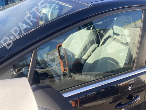 front-left-door-window-peugeot-5008-0u_-0e_-2009-2010-2011-2012-2013-2014-2015-2016-2017-32477152 main image