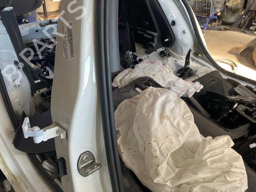 rubber-door-seal-vw-golf-vii-5g1-bq1-be1-be2-2012-2013-2014-2015-2016-2017-2018-2019-2020-2021-34227698 main image