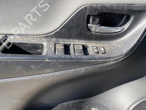 Left front window switch TOYOTA YARIS (_P13_) 1.5 Hybrid (NHP130_, NHP130) | BP24408692I27 - Image 3