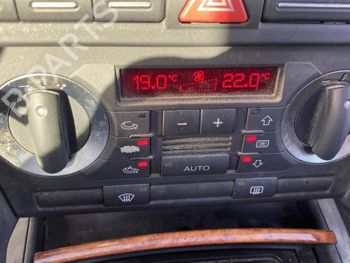 Used Climate control AUDI A3 Sportback (8PA) 2.0 TDI 16V (140 hp) 27221015