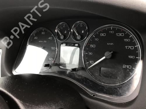 Used Instrument cluster PEUGEOT 307 SW (3H) [2002-2009]  22111596