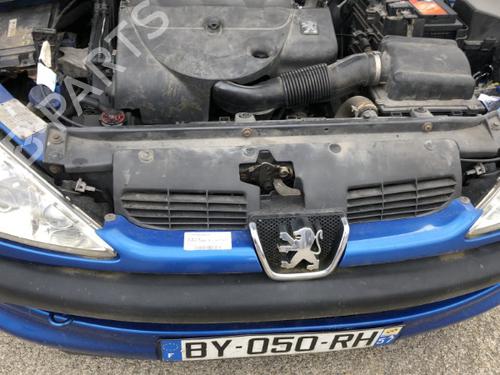 Used Grille PEUGEOT 206 Hatchback (2A/C) 1.9 D (69 hp) 22125368