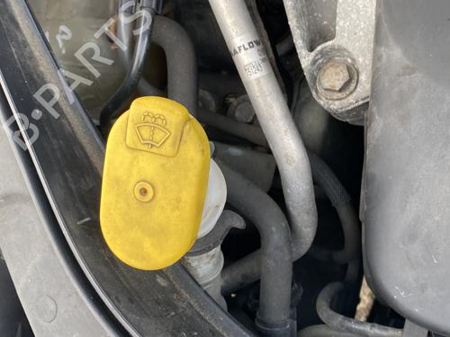 Used Windscreen washer tank Windscreen washer tank 30973293 30973293