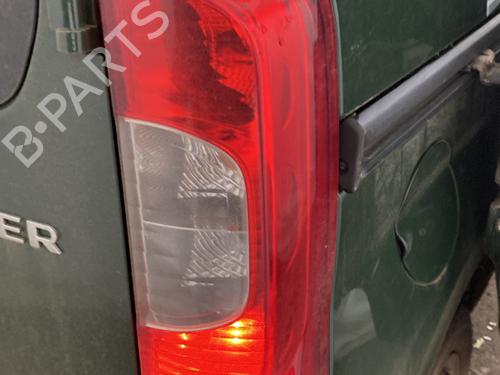 Right taillight PEUGEOT BIPPER (AA_) 1.4 HDi | BP31279976C35