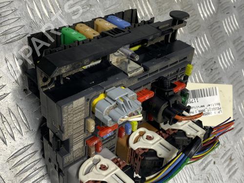 Used Fuse box PEUGEOT 3008 I MPV (0U_) 1.6 HDi (114 hp) 30760564