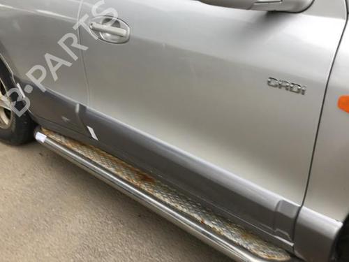 Used Right front door HYUNDAI SANTA FÉ I (SM) 2.0 CRDi 4x4 (125 hp) 19909994