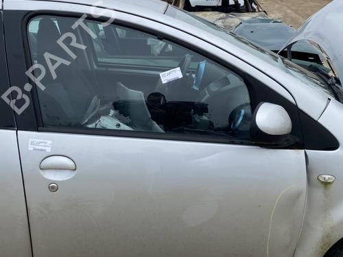 Used Right front door TOYOTA AYGO (_B1_) 1.0 (KGB10_, KGB10R) (68 hp) 23783516