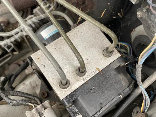 Used ABS pump ABS pump SUZUKI JIMNY Closed Off-Road Vehicle (SN) 1.3 16V 4WD (SN413, JB33) (80 hp) 39982569 39982569