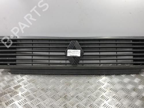 Used Grille Grille RENAULT MASTER I Van (T__) 28-35 2,5 D (75 hp) 22112956 22112956