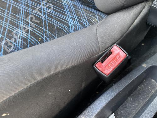 seat-buckle-renault-clio-iii-br01-cr01-2005-2006-2007-2008-2009-2010-2011-2012-2013-2014-31836767 main image