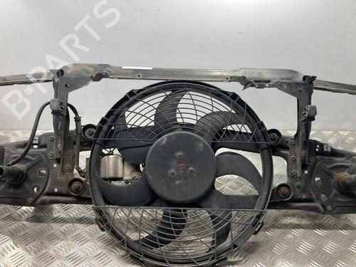 Frontplate/Frontkurv BMW 3 Touring (E46) 330 xd (204 hp) 22113286
