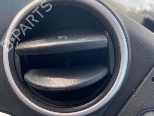 Used Air vent Air vent PEUGEOT PARTNER Tepee 1.6 HDi (114 hp) 39729917 39729917
