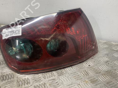 Used Left taillight PEUGEOT 407 (6D_) 2.0 HDi 135 (6DRHRH, 6DRHRE, 6DRHRG, 6DRHRJ) (136 hp) 27174657