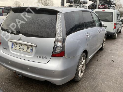 Stol bak (3. rad) MITSUBISHI GRANDIS (NA_W) 2.0 DI-D (NA8W) | BP30760412I24