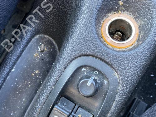 Left front window switch PEUGEOT 206 Hatchback (2A/C) 1.4 HDi eco 70 | BP24828236I27 - Image 3