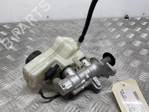Used Brake master cylinder VW POLO VI (AW1, BZ1, AE1) 1.0 (65 hp) 26429697