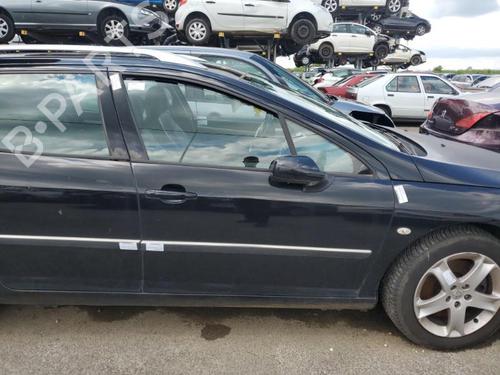 Used Right front door Right front door 22121692 22121692