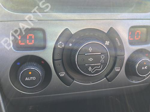 AC Styreenhet / Manøvreringsenhet PEUGEOT 308 I (4A_, 4C_) 1.6 HDi (92 hp) 28570382