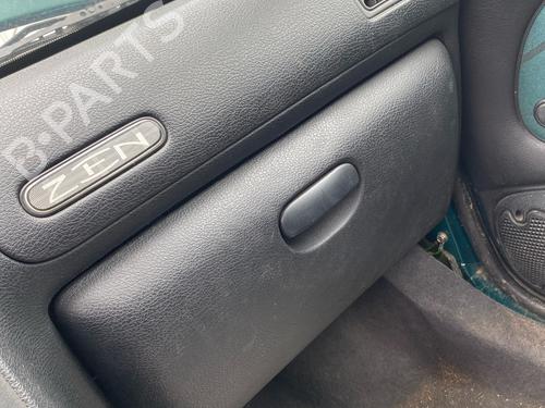Used Glove box Glove box 37501315 37501315