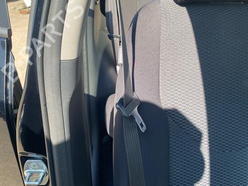 Sikkerhedssele foran højre Sikkerhedssele foran højre TOYOTA RAV 4 III (_A3_) 2.2 D 4WD (ALA30_, ALA30R) (150 hp) 37588582 37588582