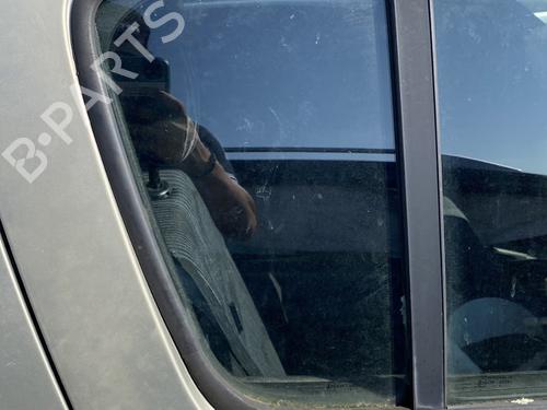 Panel rude bagtil højre DACIA SANDERO 1.4 (BS0C, BS0A, BS0G, BS1F, BS0E) (75 hp) 26713728