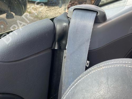 front-right-seatbelt-renault-megane-i-cabriolet-ea01_-1996-1997-1998-1999-2000-2001-2002-2003-34334775 main image