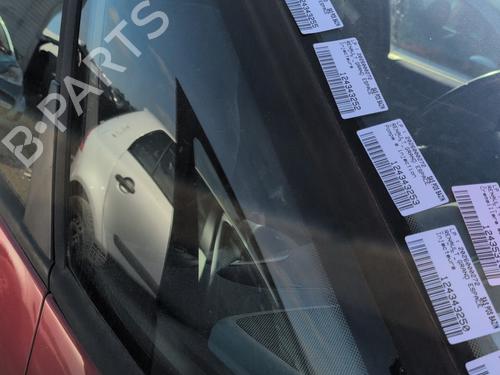Used Front right quarter glass Front right quarter glass 33991980 33991980