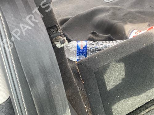Used Rear right seatbelt Rear right seatbelt 38092115 38092115