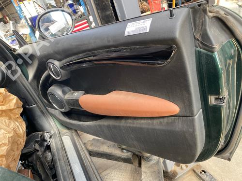 Used Front right panel Front right panel 37156894 37156894