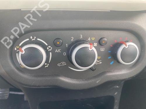 Climate control RENAULT TWINGO III (BCM_, BCA_) 0.9 TCe 90 (BCM9, BCM2) | BP38072040I5 - Image 2