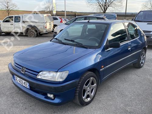 Venstre forlygte PEUGEOT 306 Hatchback (7A, 7C, N3, N5) 1.9 DT | BP22110514C28 