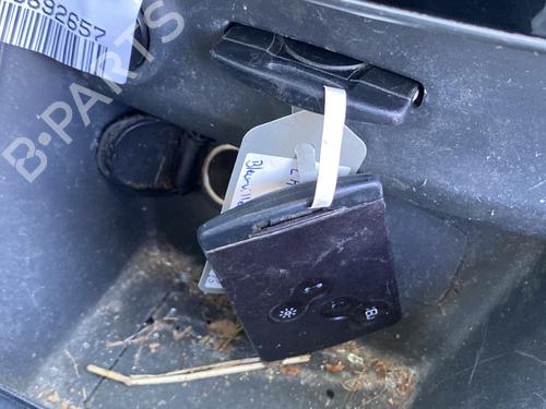 Card reader RENAULT CLIO IV (BH_) 1.5 dCi 90 | BP29571732E4 