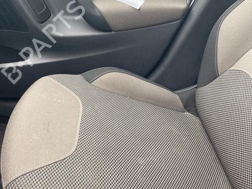 Right front seat CITROËN C3 II (SC_) 1.4 HDi 70 (SC8HZC, SC8HR0, SC8HP4) | BP37279352C16 - Image 3