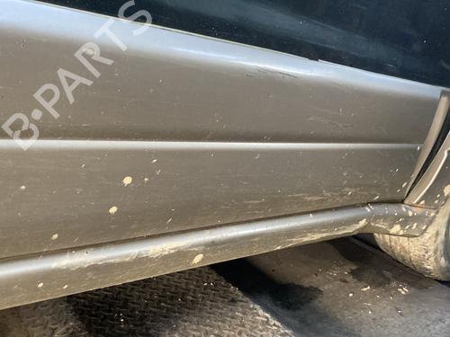 Dørliste Dørliste SUZUKI GRAND VITARA I (FT, HT) 2.0 TD 4x4 (SQ420D) (87 hp) 30912116 30912116