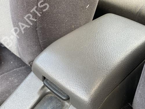 Armlæn Armlæn NISSAN 100NX (B13) 1.6 SR (102 hp) 28570529 28570529