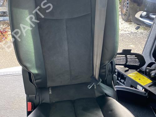 Sedile posteriore RENAULT ESPACE IV (JK0/1_) 2.0 dCi (JK01, JK02, JK1J, JK1K, JK1H) (150 hp) 30646678