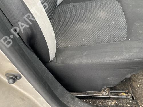 Used Right front seat Right front seat DACIA LOGAN II TCe 90 (L8MA, L8M1, L8AC) (90 hp) 26523807 26523807
