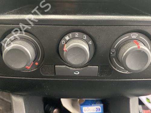 Used Climate control Climate control 33951320 33951320