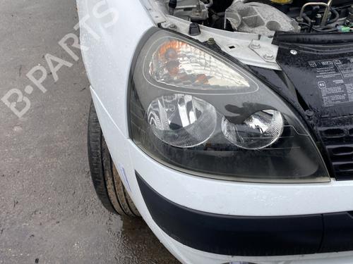 Used Right headlight RENAULT CLIO II (BB_, CB_) 1.5 dCi (B/CB07) (65 hp) 30732898