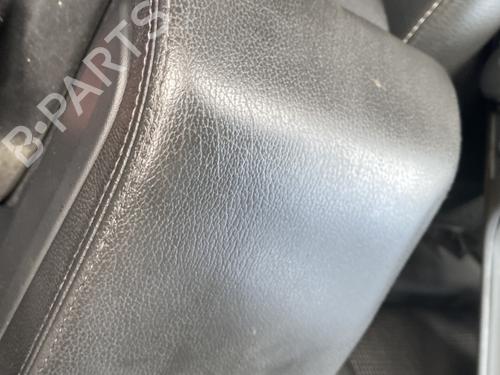 Used Armrest / Center console OPEL SIGNUM Hatchback (Z03) 1.9 CDTI (F48) (150 hp) 23783837